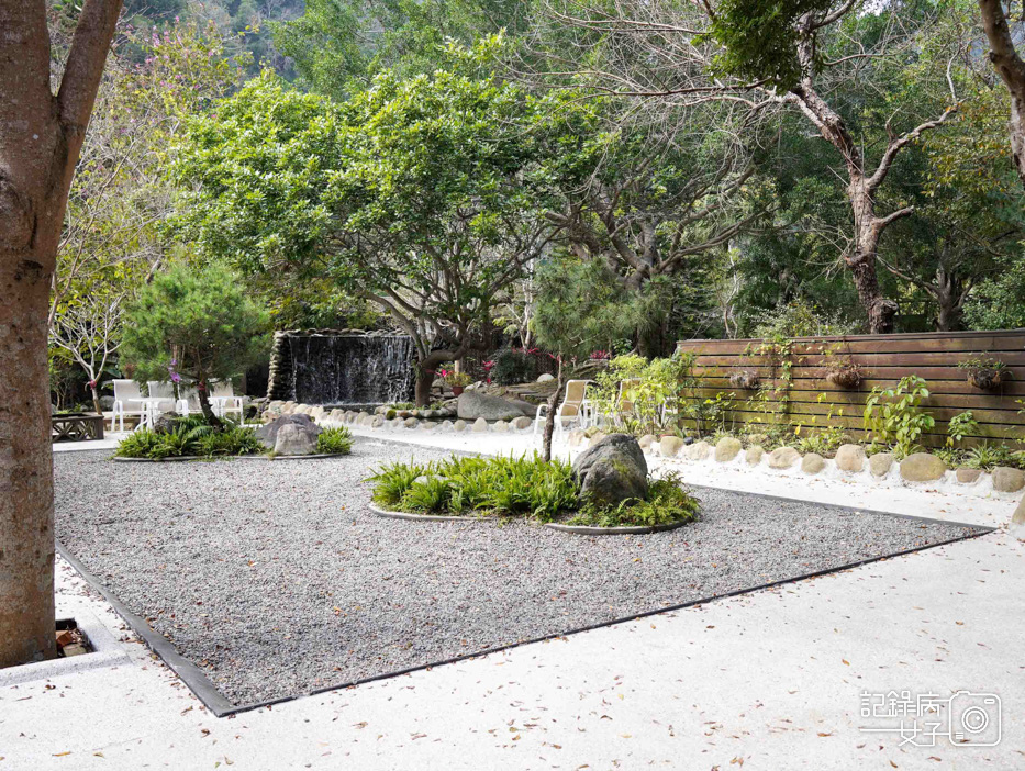 苗栗大湖福菜園客家菜餐廳 冷泉油雞 金沙芋頭糕3.jpg