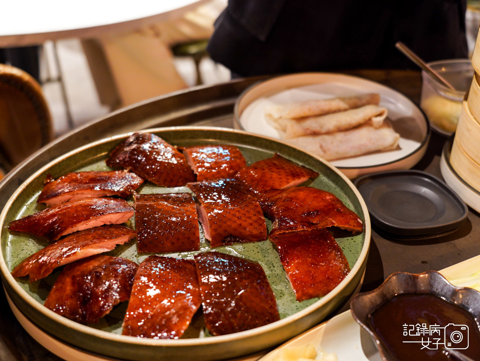 春大直九華樓 全鴨匯 跳舞片皮鴨 鴨蛋黃布丁 鴨肉煲蘭城櫻桃鴨24.jpg