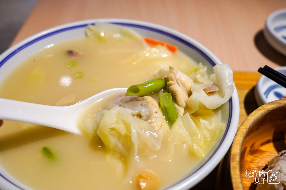 雞湯專賣店 好好食房Soup Up 干貝雞湯剝皮辣椒雞湯藜麥雞肉飯27.jpg