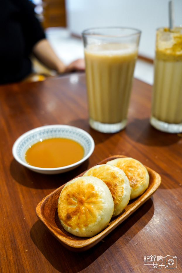 行天宮軟食力蛋餅五香豆乳雞蛋餅粉漿蛋餅爆汁蔥肉餅28.jpg