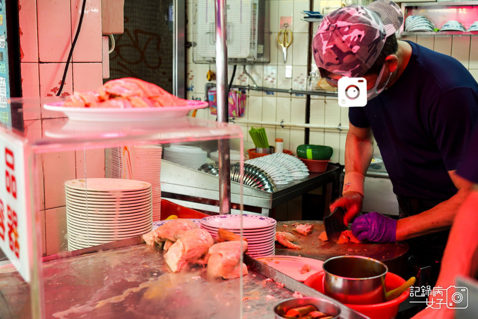 西門萬華施福建好吃雞肉雞腿肉雞油飯下水湯山內雞肉5.jpg