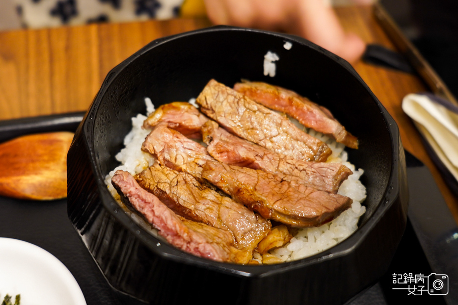 中山區三河中川屋鰻魚飯鰻魚肝鰻魚丼飯牛肉櫃套餐丼飯47.jpg