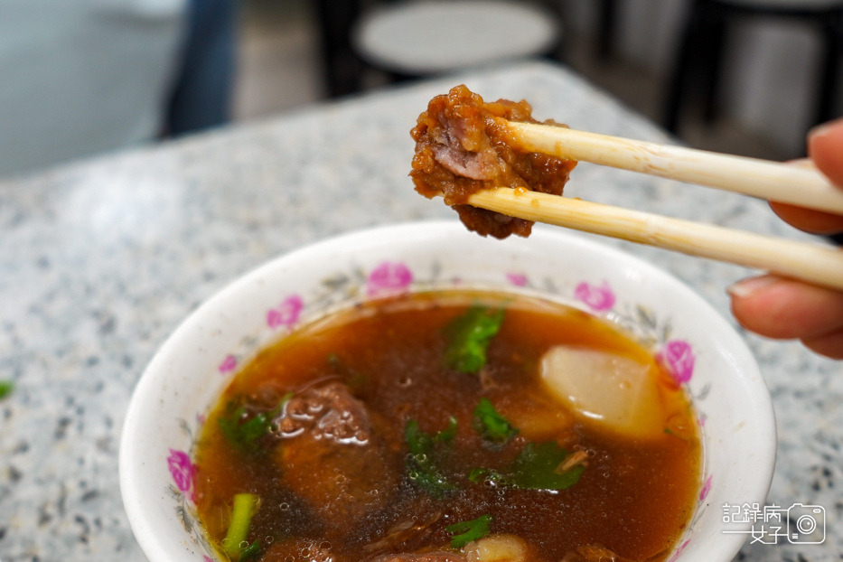 26饒河后庒排骨酥麵排骨酥湯.jpg