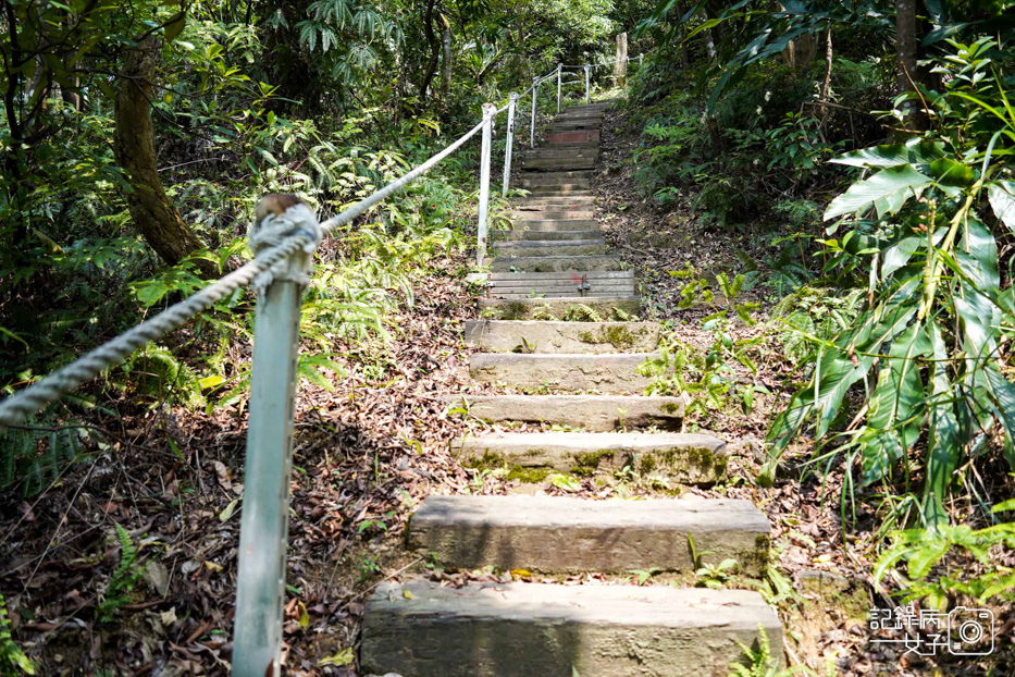 20內湖金面山剪刀石泰安亭路線環山路二段68巷步道口.jpg