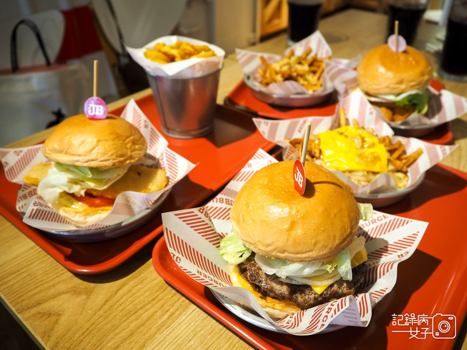 15大安JB Burger 美式漢堡專賣店黃金鱈魚堡牛肉起司堡田園雞腿堡狂野薯條.jpg