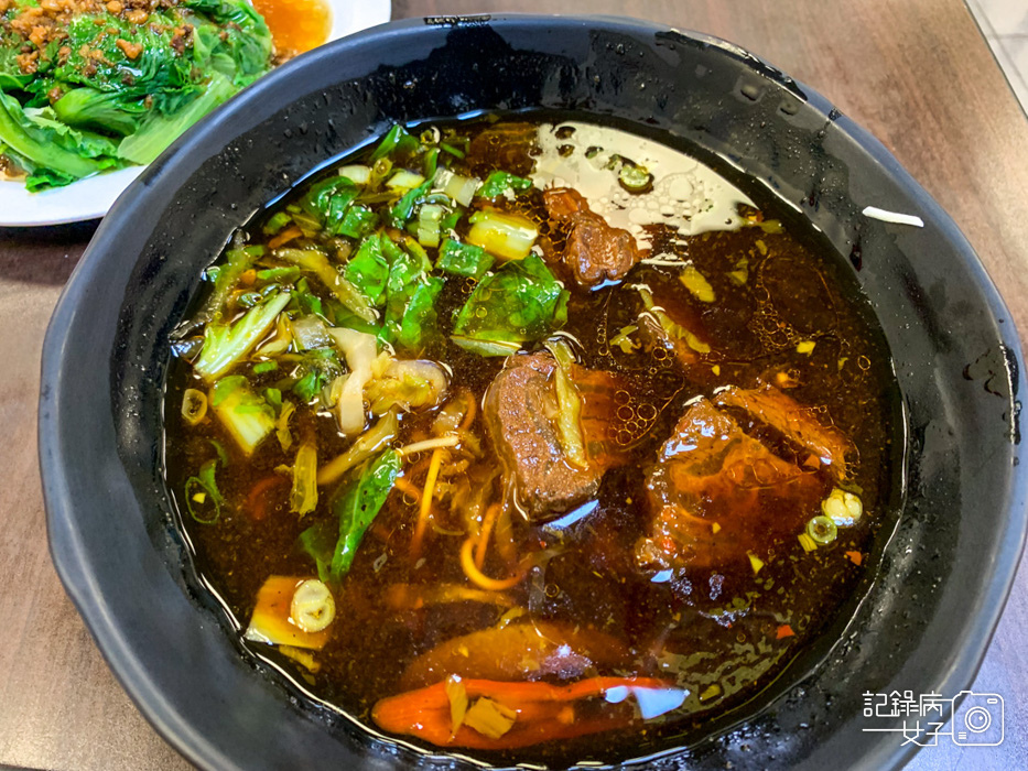 11南港非常饌牛肉拉麵牛肉湯麵牛肉湯餃.jpg