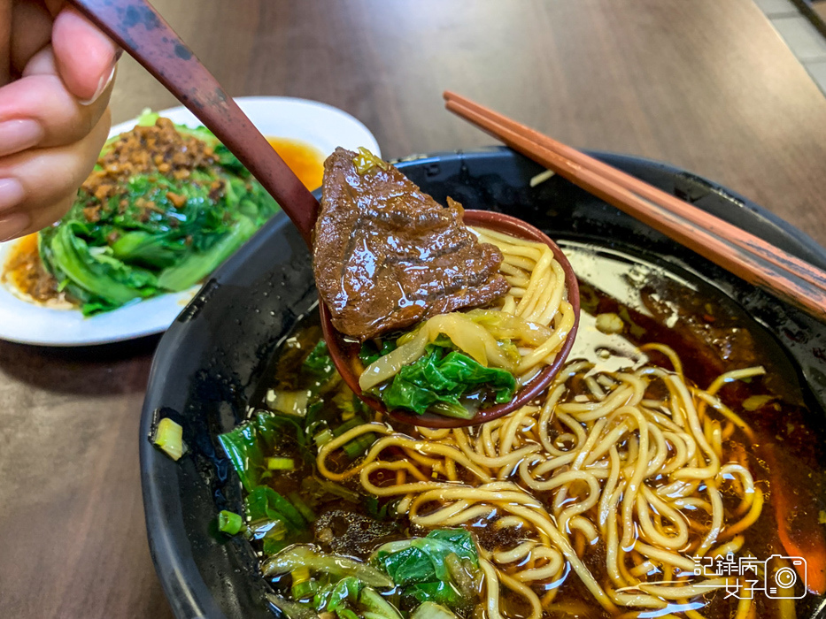 15南港非常饌牛肉拉麵牛肉湯麵牛肉湯餃.jpg