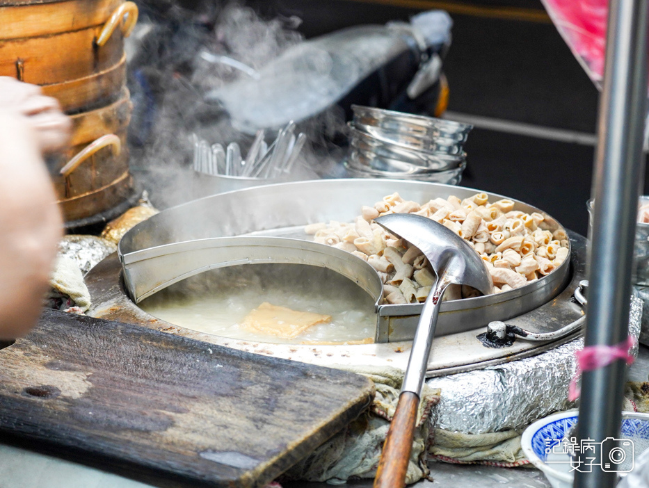 13延三夜市頭魯肉飯四神湯.jpg