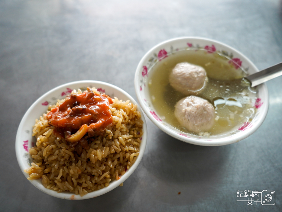 10三重阿田油飯大同市場油飯阿田貢丸冬粉湯阿田貢丸湯.jpg