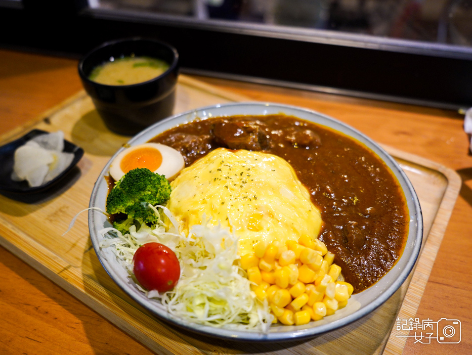 20湧蓮寺夜市蘆洲廟口夜市得盛咖哩 熟成牛肉咖哩飯.jpg