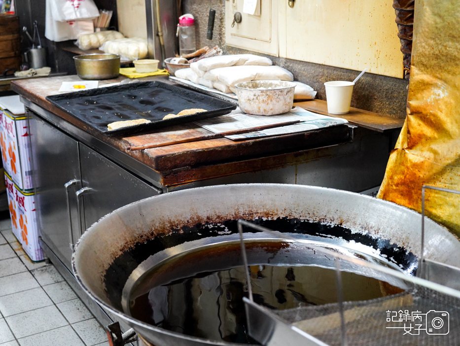 7南投市場阿欽傳統豆漿阿欽肉包阿欽燒餅夾蛋阿欽燒餅油條.jpg