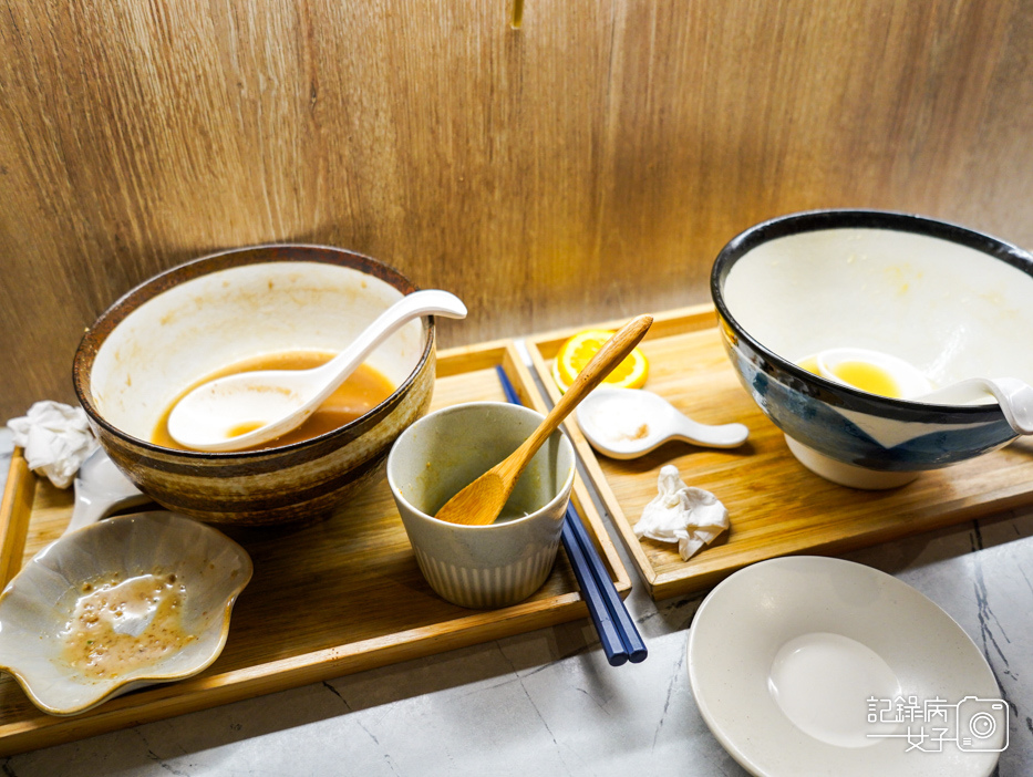 45板橋懸日拉麵檸檬雞白湯香蕉味噌湯懸日丼飯水蓮卜派卷.jpg