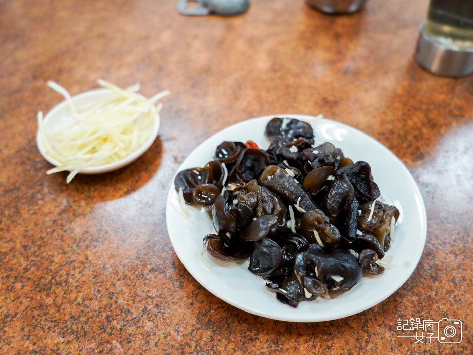 20高雄美食厚得福湯包蒸餃烙餅牛肉捲餅蔥油餅飛餅紅油炒手.jpg