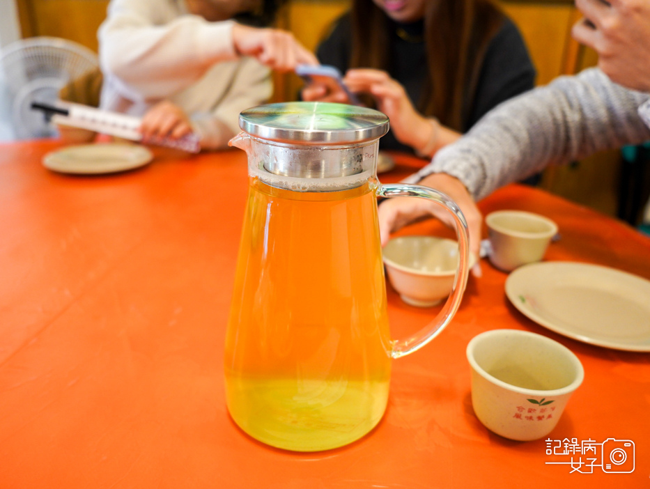 7新北坪林合歡茶宴風味餐廳茶葉套餐招牌茶油麵線東坡茶葉刈包香嫩茶鵝.jpg