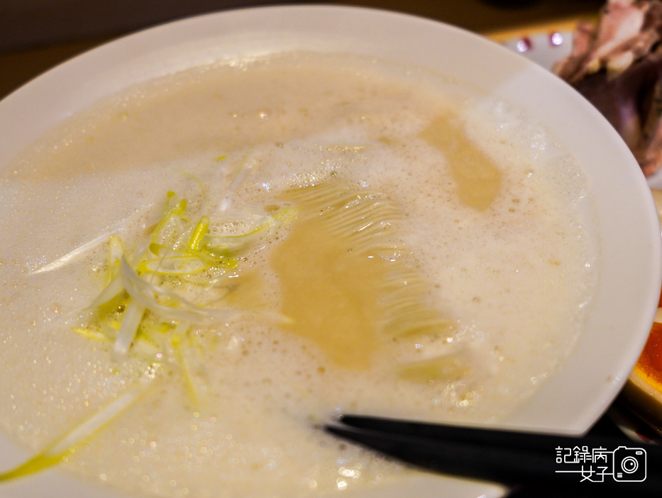 25晴光市場麵屋拉麵麵屋壹慶拉麵雞白湯拉麵叉燒飯.jpg