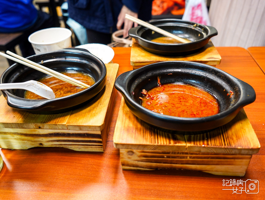 28元爵味黃燜雞米飯川香麻辣牛三寶酸湯牛酸湯魚.jpg