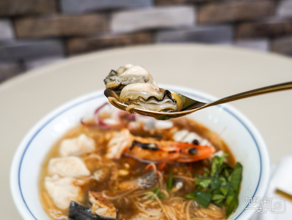 21悠鱻麵線三魚號超豪華海鮮麵線龍山寺華西市場美食.jpg