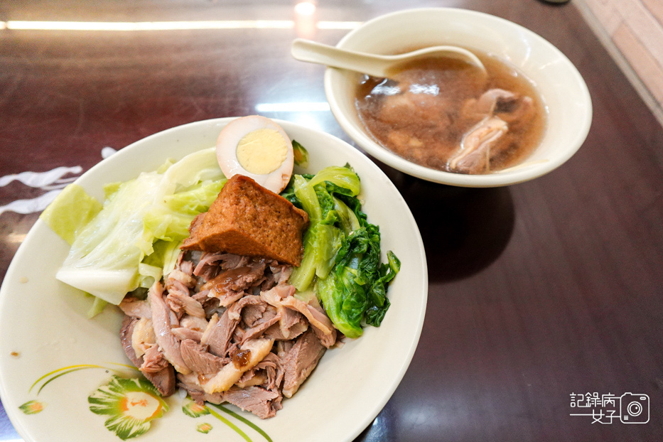 1內湖珍之饌養生膳食鴨肉飯鴨肉便當當歸鴨肉湯.jpg