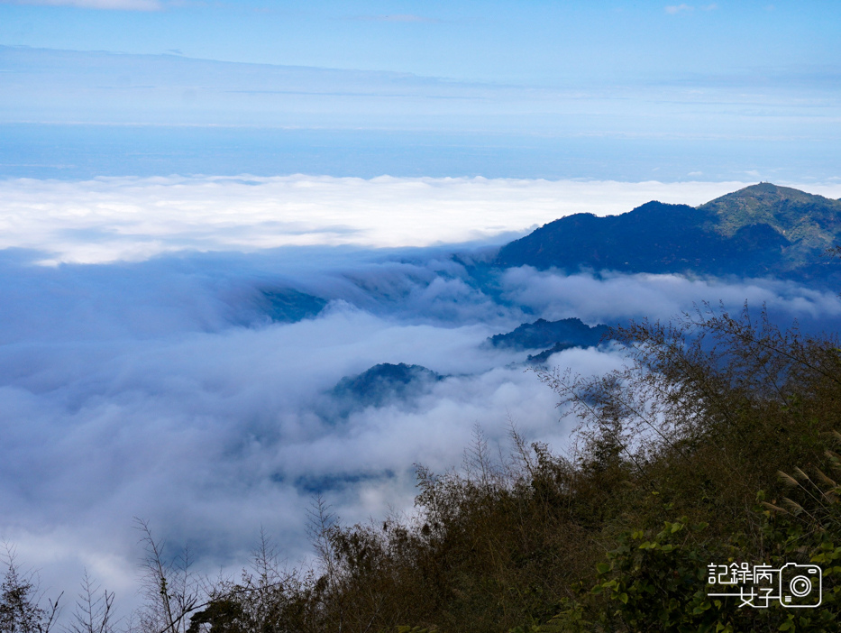 30嘉義阿里山隙頂二延平步道隙頂觀雲平台隙頂雲海.jpg