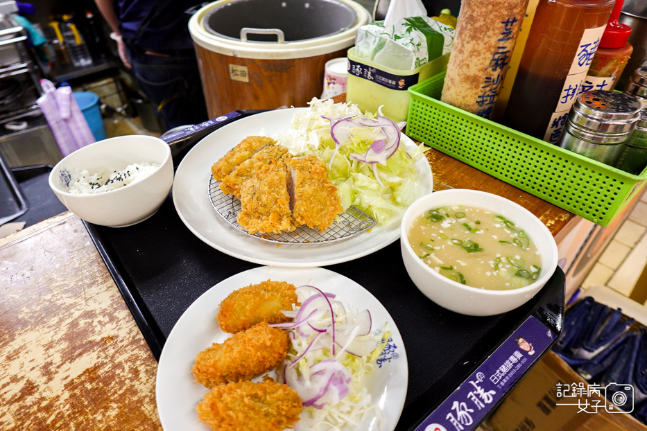 10內湖西湖市場豚勝日式豬排專賣炸豬排丼飯定食咖哩里肌豬排腰內豬排炸牡蠣.jpg