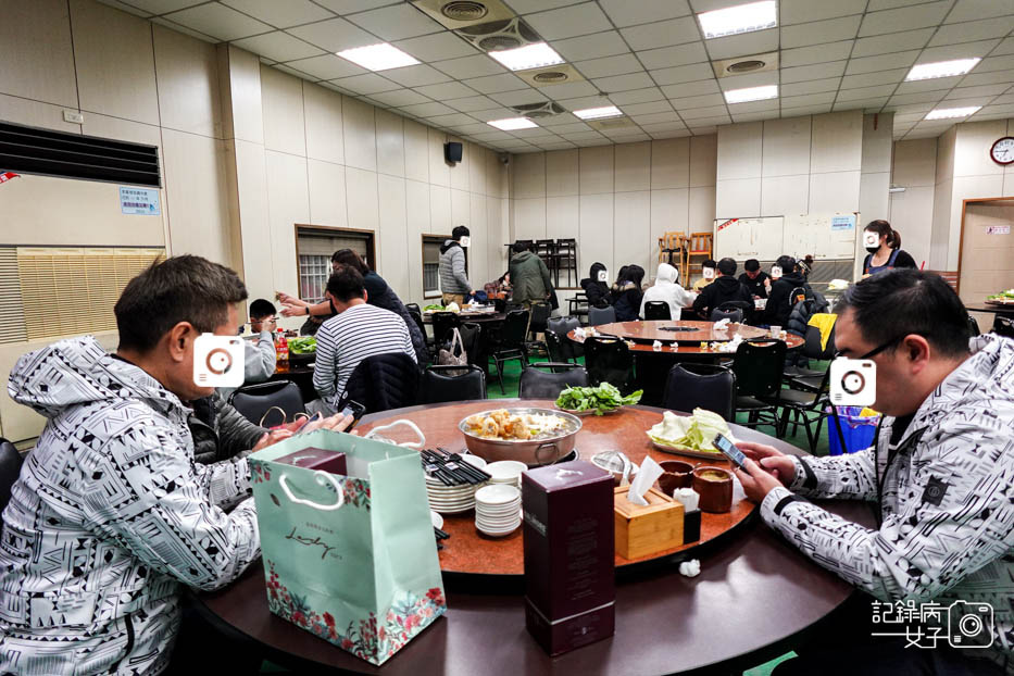 7中壢江家羊肉爐限量羊三層肉白斬三層肉香根羊肉香菜羊肉.jpg