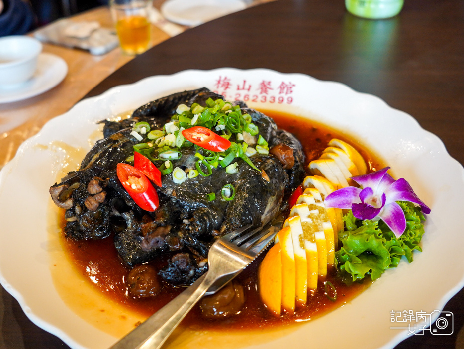 8嘉義合菜梅山餐館招牌梅子雞蠔香豬腱排養生日式海鮮火鍋.jpg