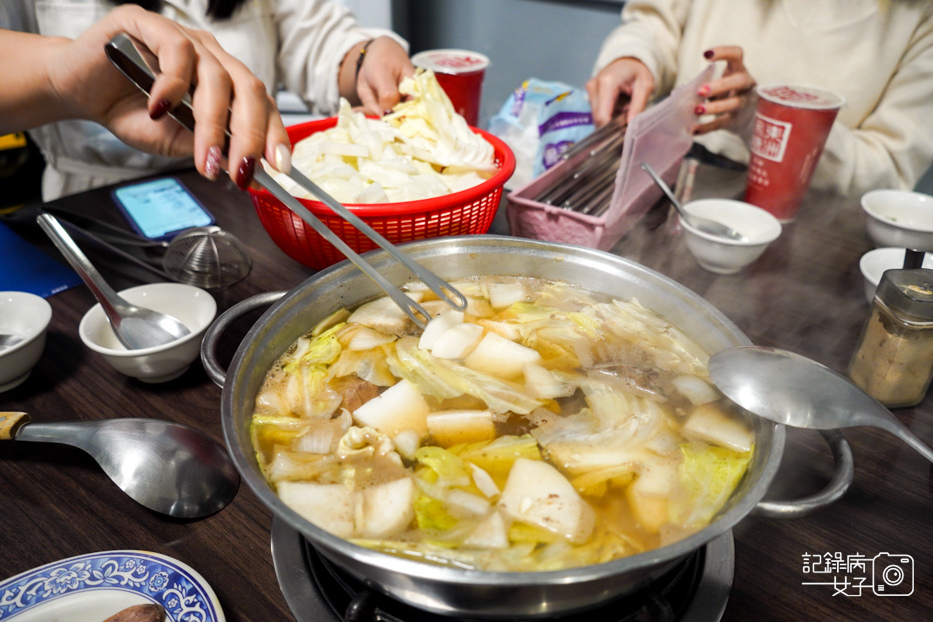 23高雄湖東牛肉館大湖牛肉鍋底.jpg