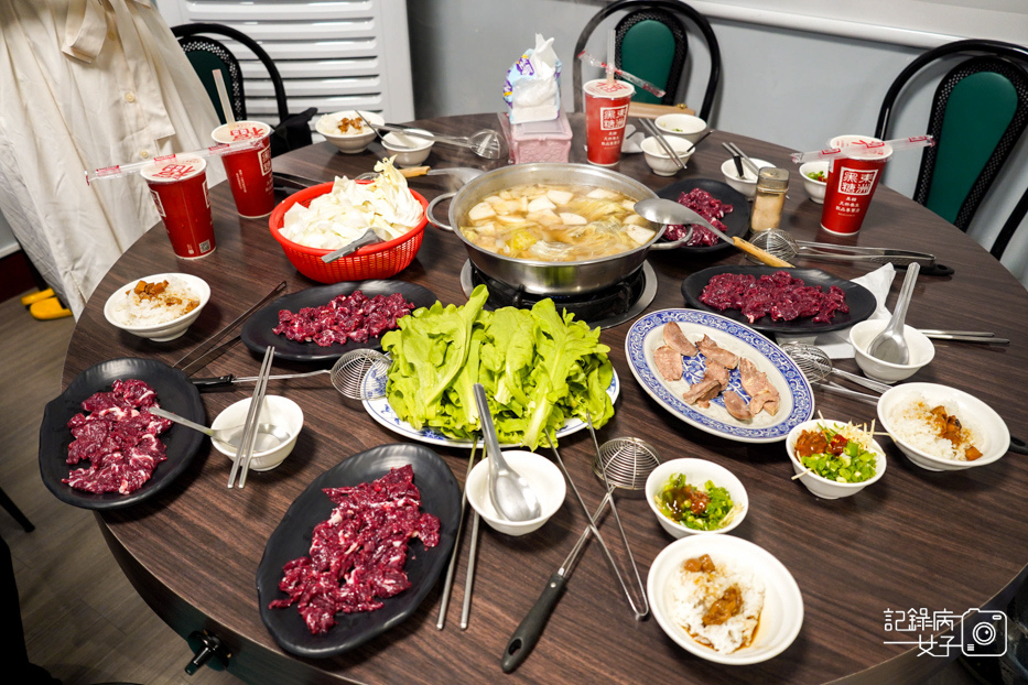 26高雄湖東牛肉館大湖牛肉新鮮牛肉片牛肉火鍋燒牛腩牛舌滷肉飯吃到飽.jpg