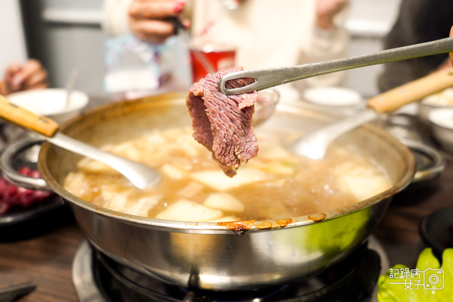 31高雄湖東牛肉館大湖牛肉新鮮牛肉片溫體牛肉湯.jpg