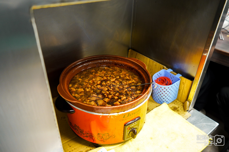 67高雄湖東牛肉館大湖牛肉新鮮牛肉片牛肉火鍋燒牛腩牛舌滷肉飯吃到飽.jpg