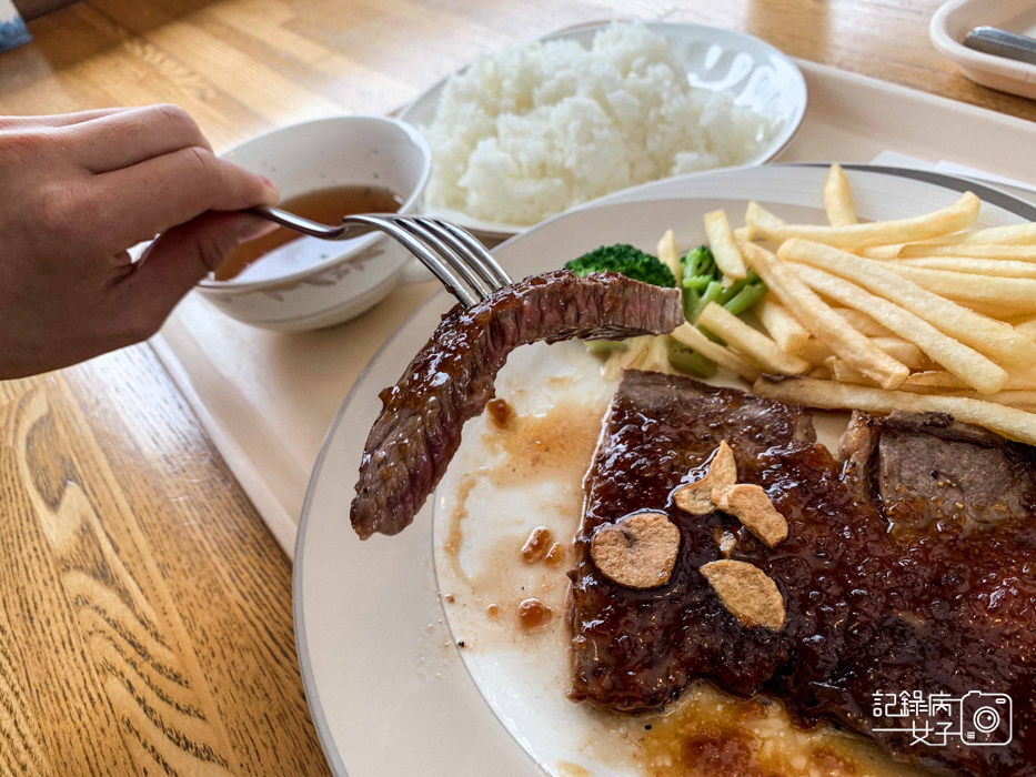 53日本岩手雫石滑雪雫石スキー場Alyeskaレストランアリエスカ漢堡排飯牛排飯.jpg