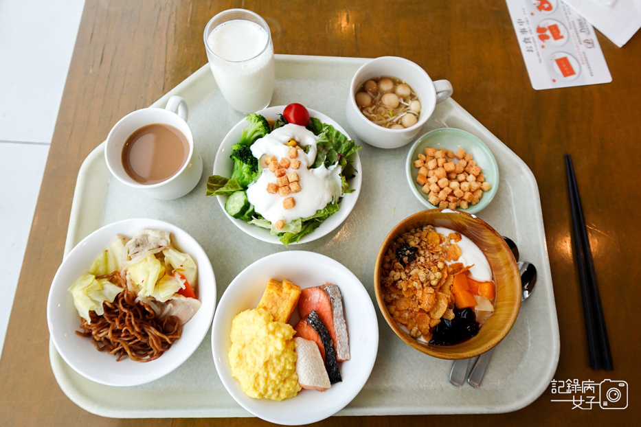 50雫石王子大飯店プリンスホテル早餐Prince Room自助餐廳岩井牛奶日本優格.jpg