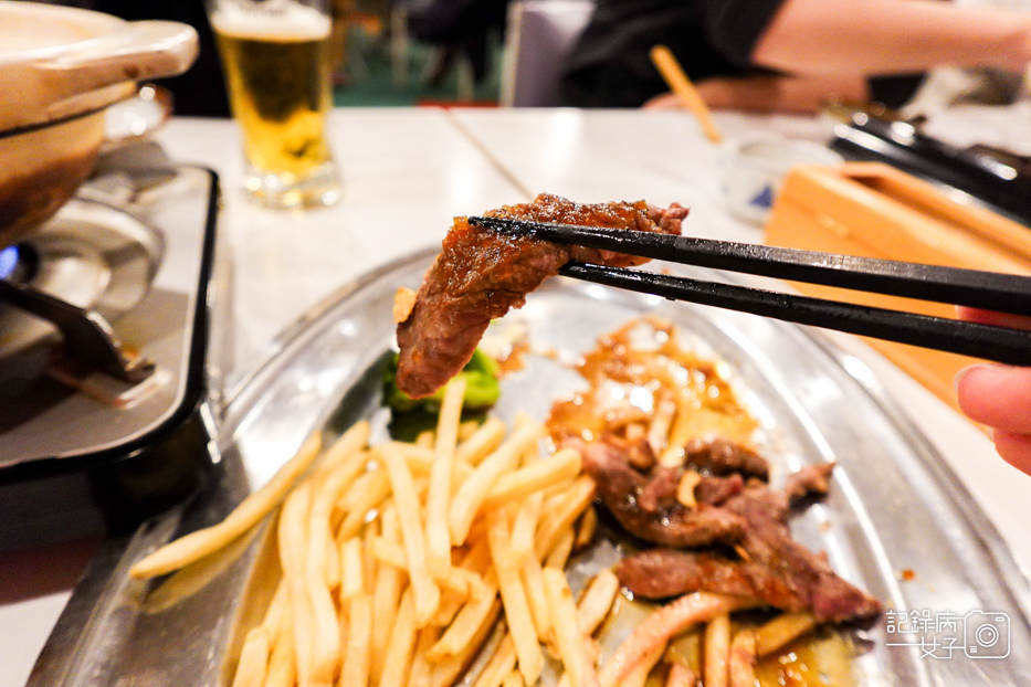 26雫石プリンスホテル雫石王子大飯店居酒屋什錦鍋日式火鍋套餐嫩肩里肌牛排.jpg