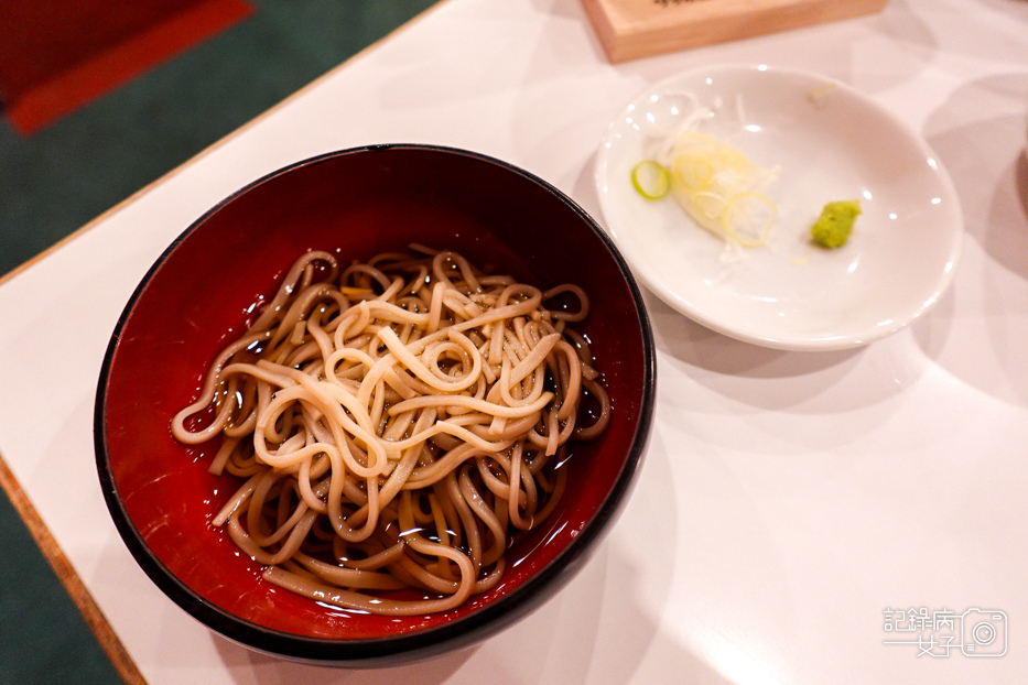 31雫石プリンスホテル雫石王子大飯店居酒屋什錦鍋日式火鍋套餐嫩肩里肌牛排.jpg