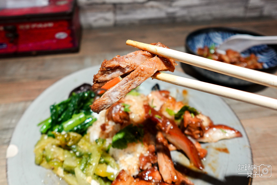 24新北三重美食光興腿庫飯魯大腸魯肉便當.jpg