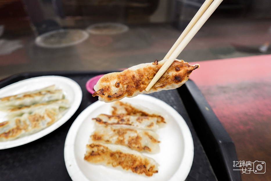65永春天橋下豆江之家韭菜鍋貼煎餃.jpg