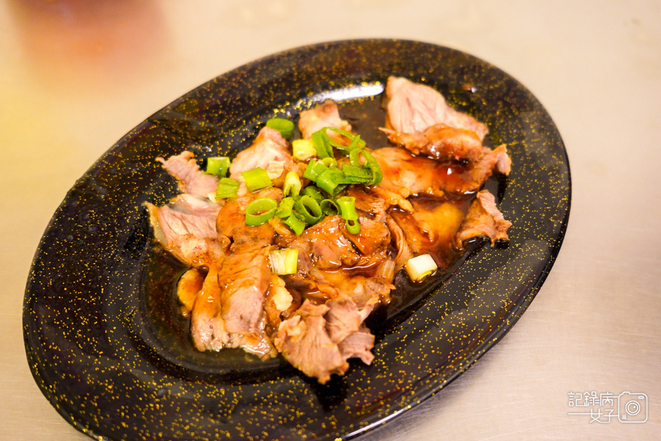 12彰化鹿港老街鹿港市場賴家扁食麵菊花肉嘴邊肉.jpg