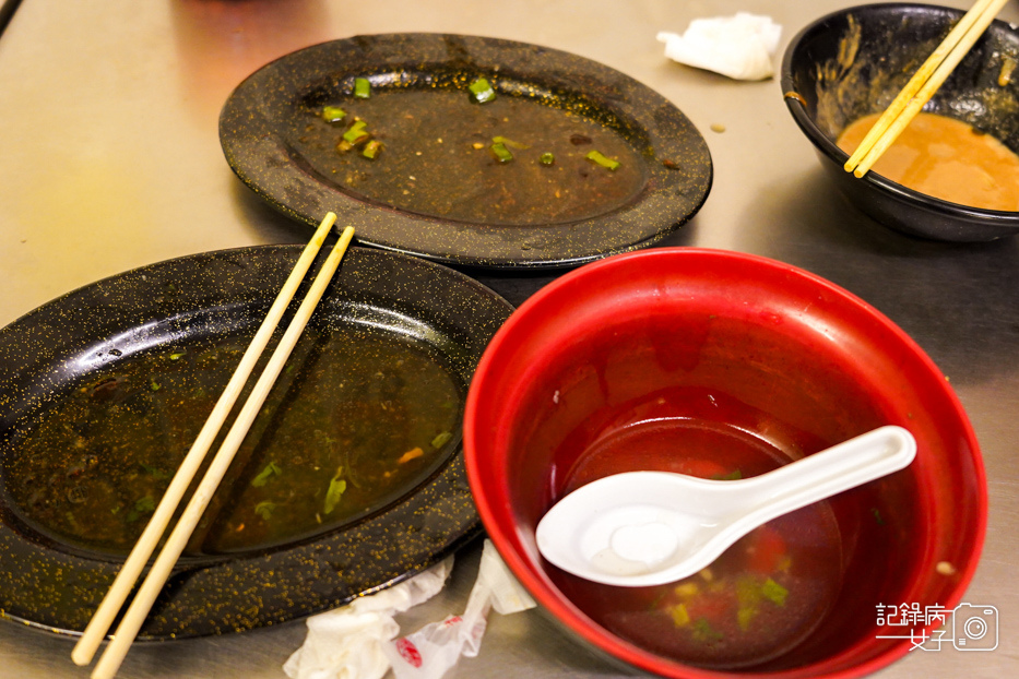 18彰化鹿港老街鹿港市場賴家扁食麵鹿港麻醬麵.jpg
