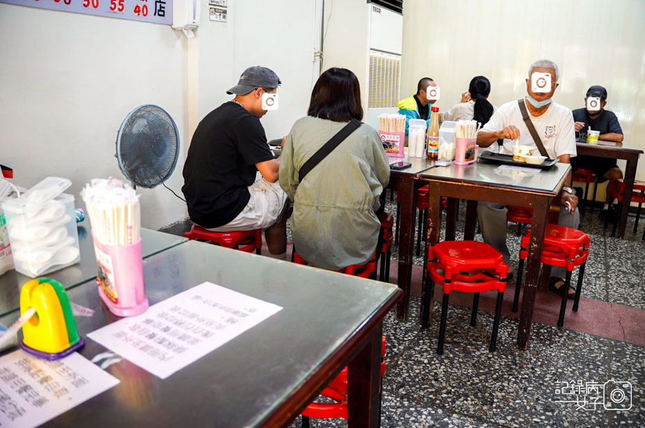 6新竹石家魚丸石記魚丸滷肉飯加蛋骨肉魚丸湯.jpg