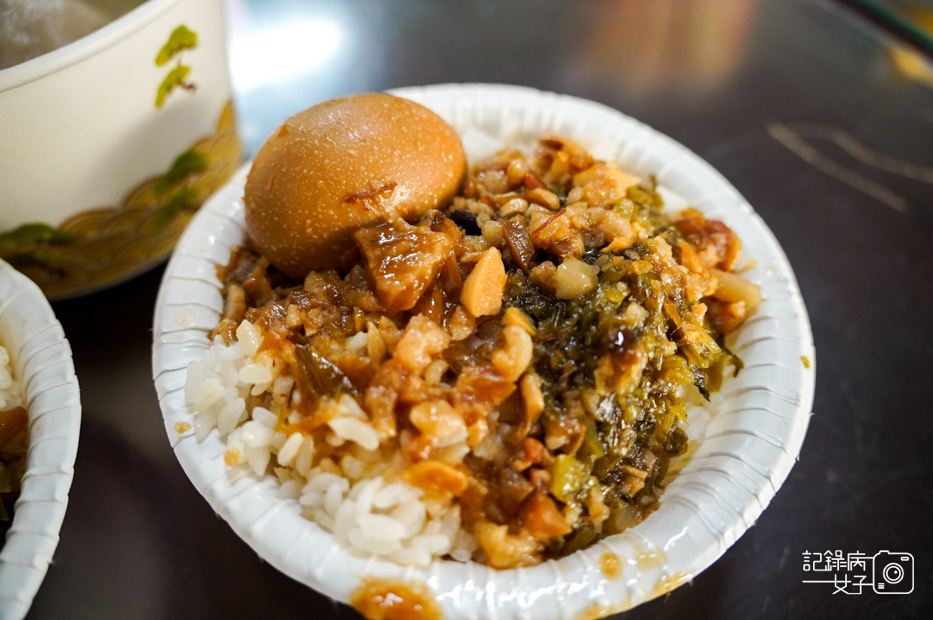12新竹石家魚丸石記魚丸滷肉飯加蛋骨肉魚丸湯.jpg