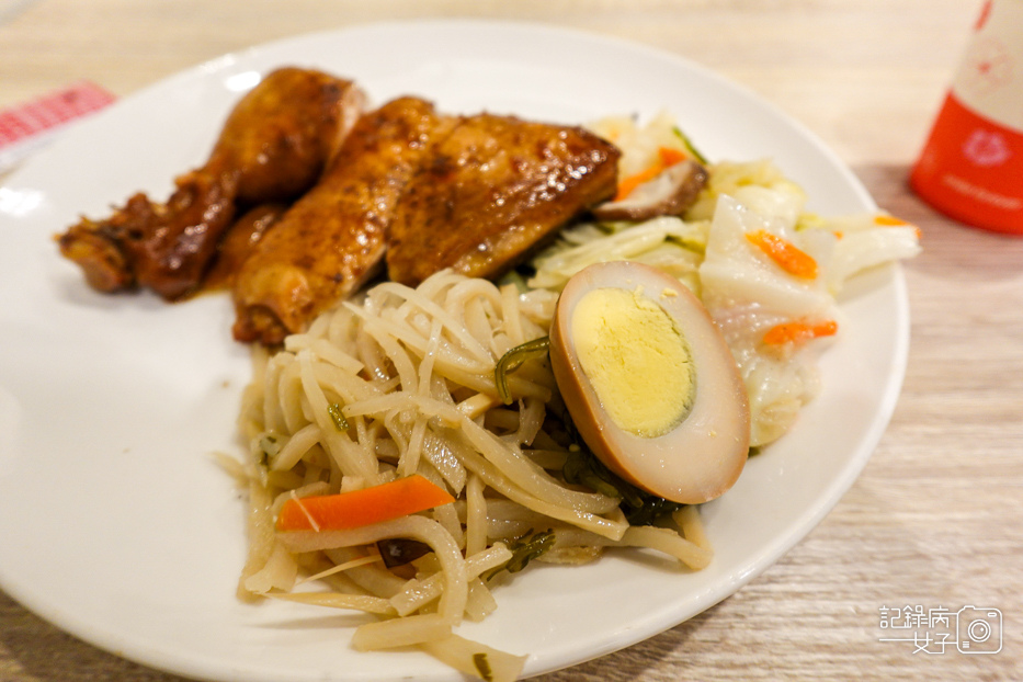 14台北內湖十鷄食堂內湖平價便當店百元滷雞腿便當.jpg