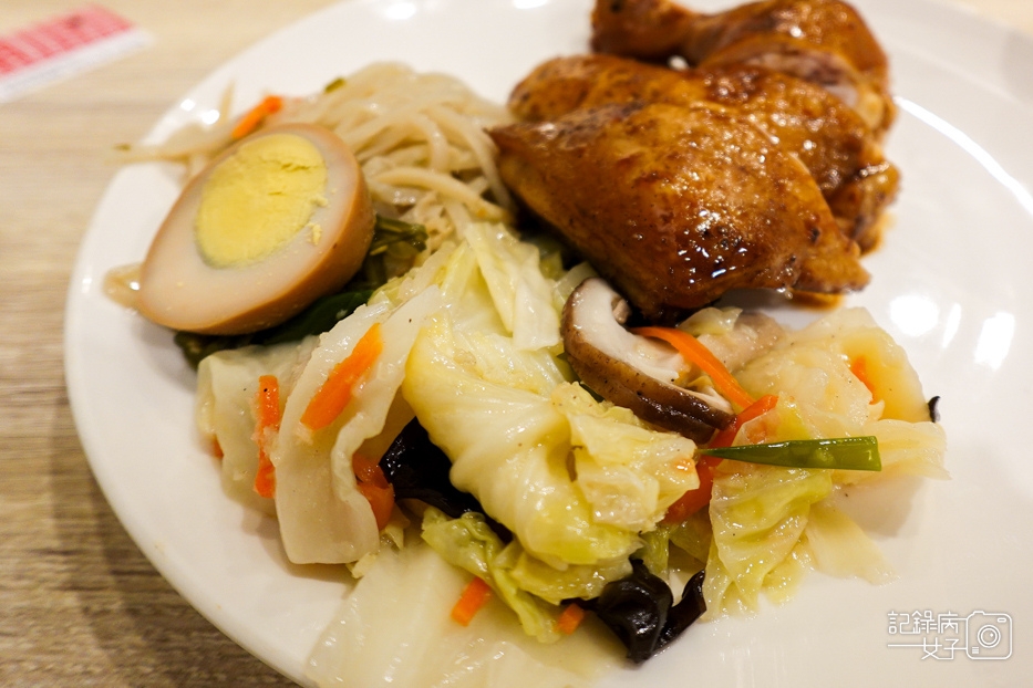 15台北內湖十鷄食堂內湖平價便當店百元滷雞腿便當.jpg
