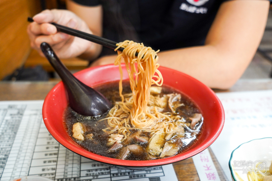 29雲林虎尾王家當歸鴨肉麵線綜合鴨肉下水麵線鴨胗鴨肝湯.jpg