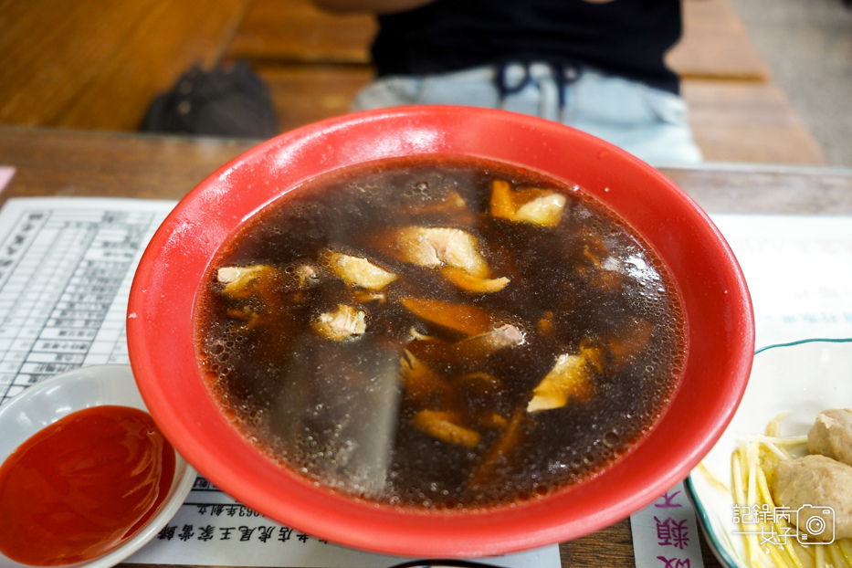 26雲林虎尾王家當歸鴨肉麵線綜合鴨肉下水麵線鴨胗鴨肝湯.jpg