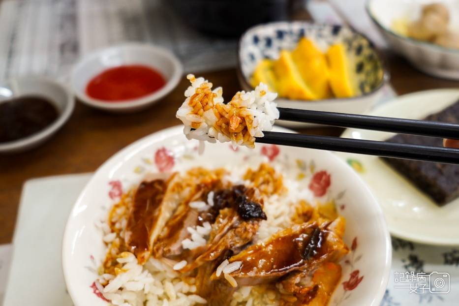 32雲林虎尾王家當歸鴨肉麵線綜合下水湯鴨肉飯鴨肉丸.jpg