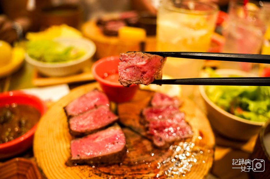31日本東京新宿燒肉牛舌の檸檬厚切檸檬牛舌A5黑毛和牛鮭魚卵飯.jpg