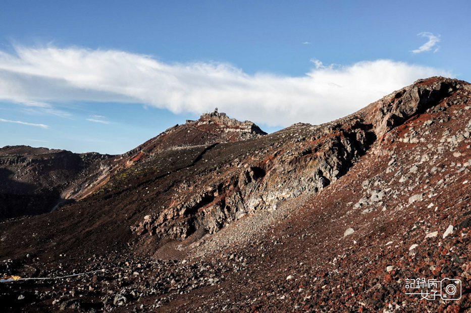 50日本富士山攻頂御來光烙印金剛杖缽巡火山口奧宮本宮淺間大社.jpg