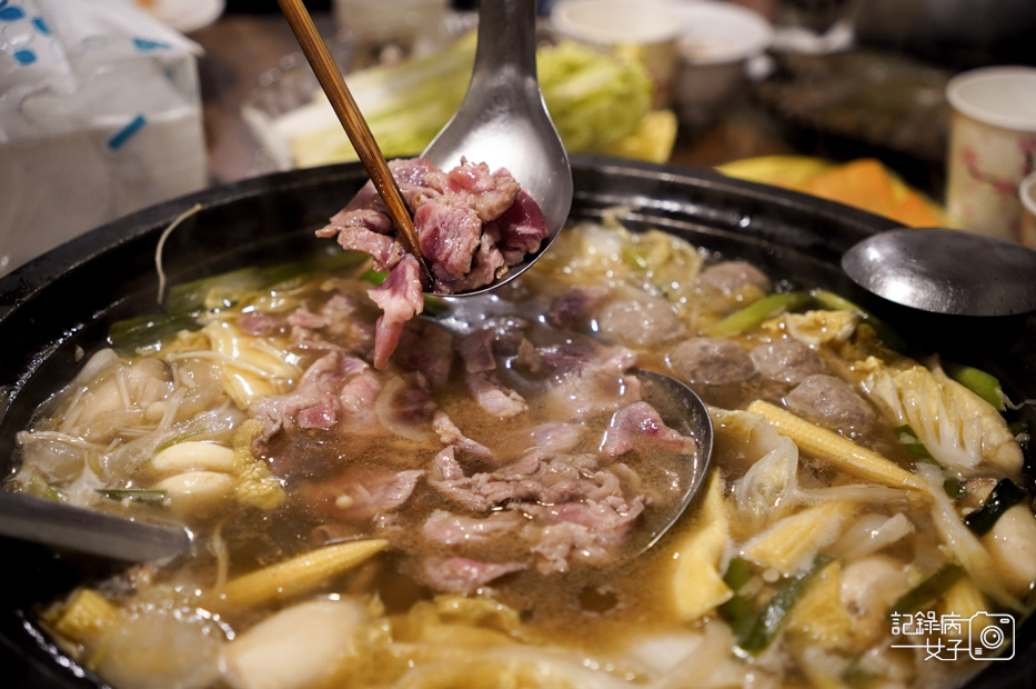 38基隆望海巷石頭火鍋二館麻油石頭火鍋白飯自助吧冰吃到飽.jpg