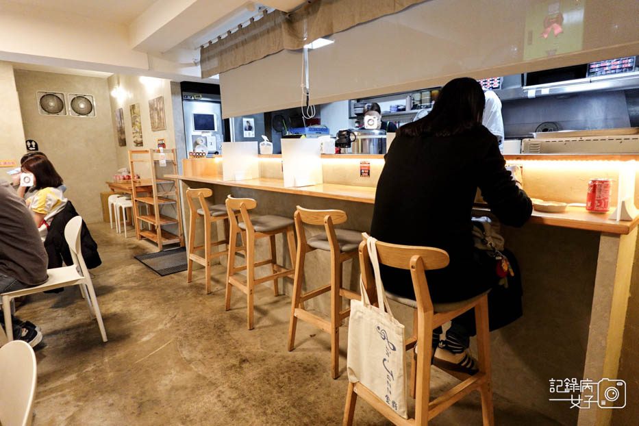 7台北內湖東湖CURRY CURRY 咖哩咖哩煎炸漢堡排咖哩飯炸豬排唐揚雞.jpg