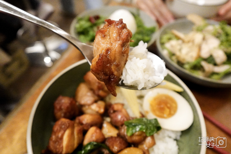 12台北善導寺金晶雞GINGIN CHICKEN麻辣香鍋雞三杯雞飯套餐.jpg